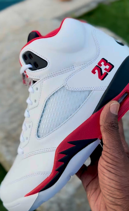 Fire Red Black Tongue